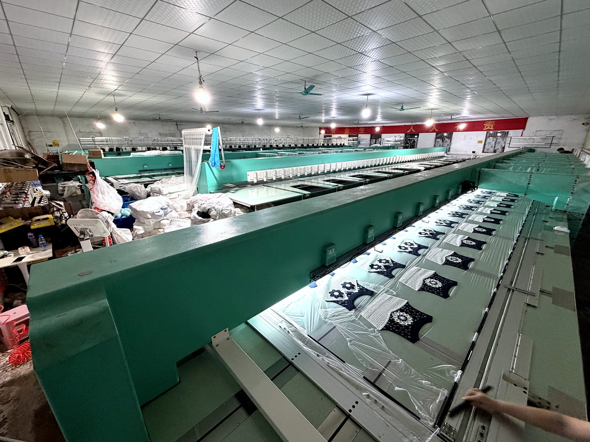Factory production room / 工厂生产车间